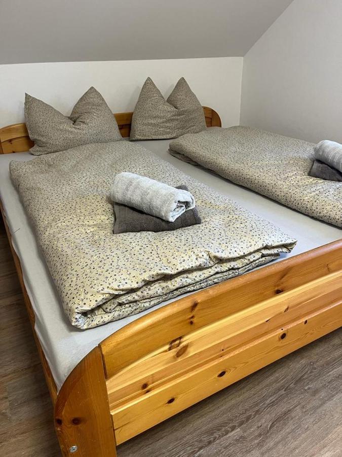 Apartmany Tobias Besiny Экстерьер фото